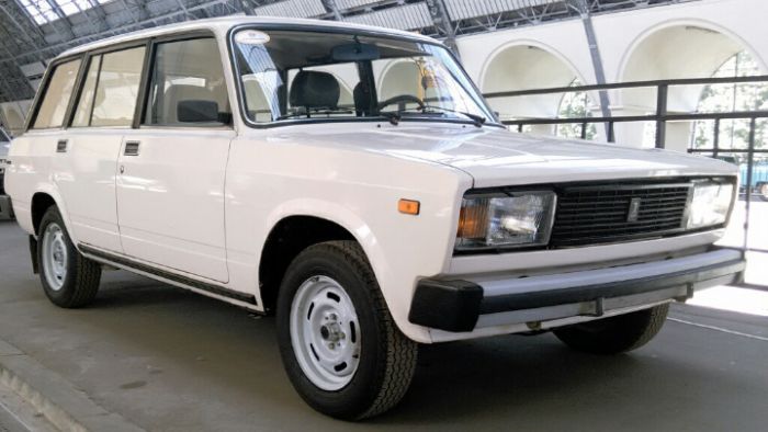 Автоемаль акрилова "Mipa Lada 215 Сафарі" 1л [Міпа Лада 215]
