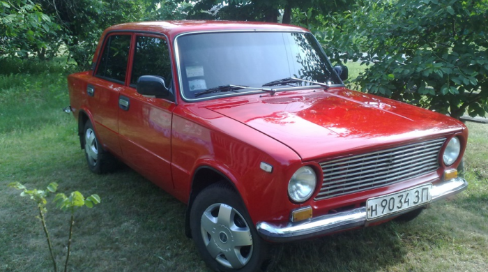 Автоемаль акрилова "Mipa Volkswagen/Audi (VW) LY3D Tornado Rot" 1л [Міпа]