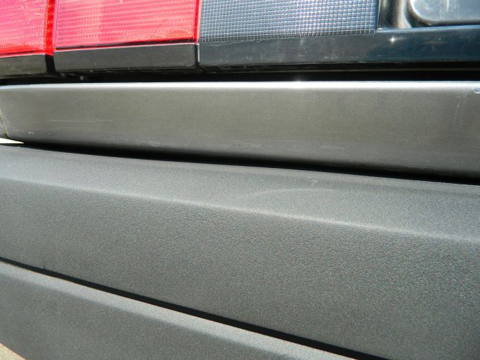 Структурна фарба для бамперів "Mipa Bumper Paint 1К" (1л) [Міпа Бампер Пеінт]